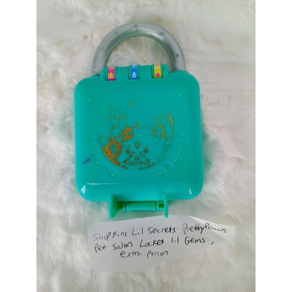 Shopkins Lil Secrets pretty paws pet salon locket lil gems & extra person toy - Picture 1 of 8